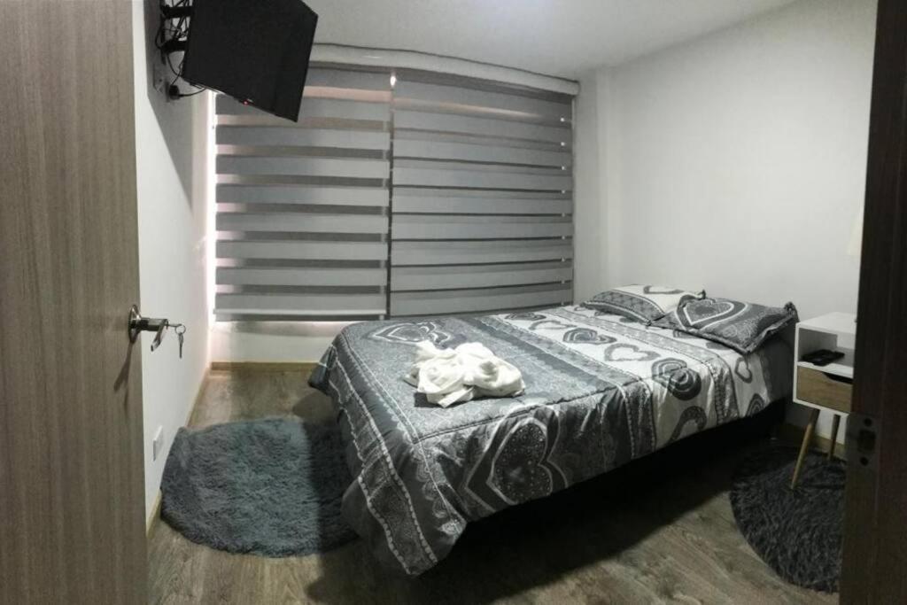Apartamento Confortable, Amoblado En Bogotá Kültér fotó