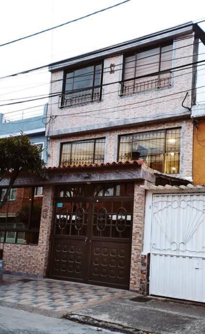 Apartamento Confortable, Amoblado En Bogotá Kültér fotó