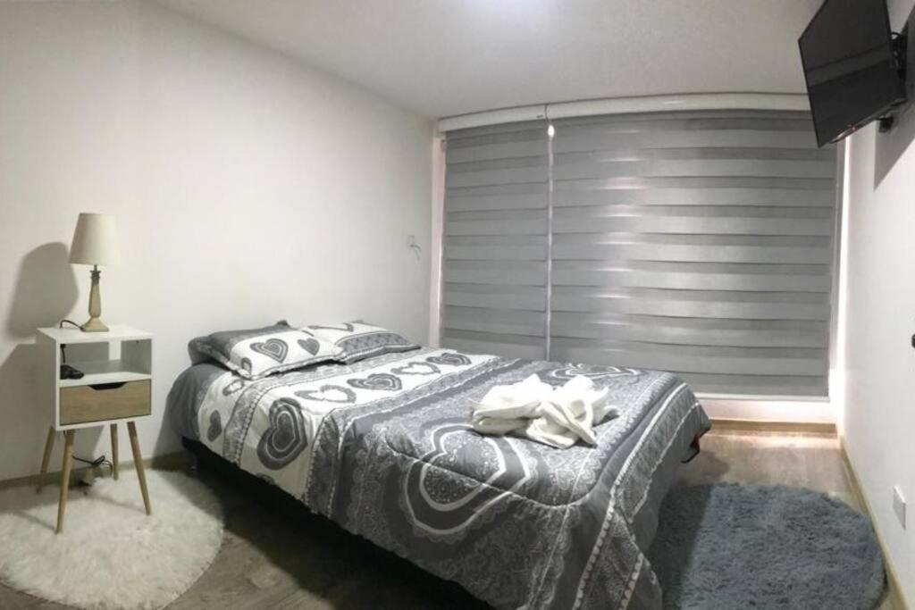 Apartamento Confortable, Amoblado En Bogotá Kültér fotó
