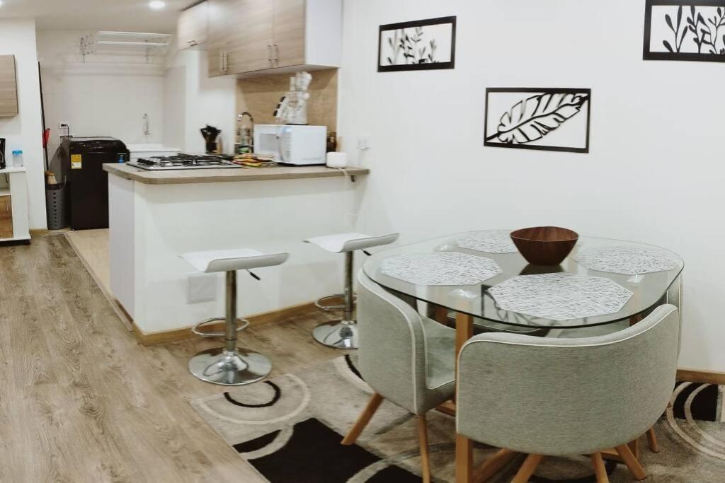 Apartamento Confortable, Amoblado En Bogotá Kültér fotó
